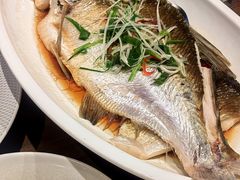 -大中华酒楼·主席武昌鱼·武汉美食地标(江汉路步行街店)
