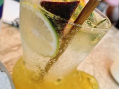 百香果气泡水-玲婧胡同·生日蛋糕·餐厅(嘉里城店)