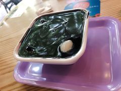 生磨芝麻糊汤丸-满记甜品(岭南新天地店)