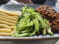 -天天向上素食餐厅(五台山店)