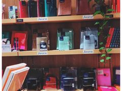 -百新书局(尚悦湾店)