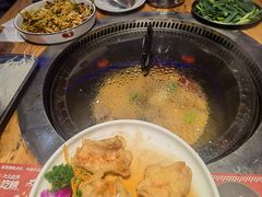 -山河屯铁锅炖·非遗东北菜(南山店)