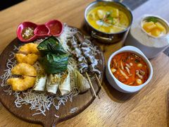 -暹罗酒肆泰餐厅酒吧