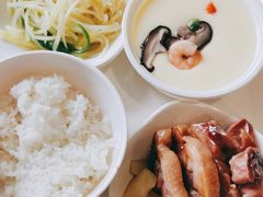 -浦东图书馆读者餐厅