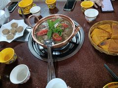 -银同牦牛肉火锅