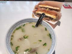 -驴公驴婆(曹杨店)