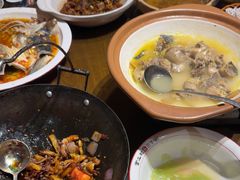 -富正毅三下锅·湘西韵味(天门山索道店)