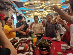 -力力渔港涉外店