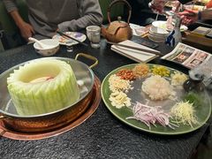 -得意咚瓜·顺德鱼生·冬瓜火锅(深圳首店)