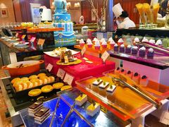 -南湖名都·景湖轩全日制餐厅·海鲜自助·东南亚风味·临湖而食