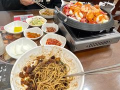 -贵宾庄炸酱面·韩式料理(高区店)