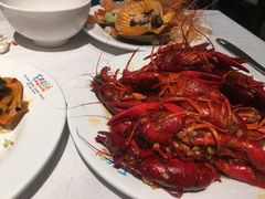 -领鲜活海鲜榴莲自助火锅(东门店)