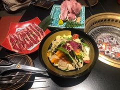 -山川小町·极番烧肉(新地假日广场店)