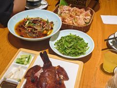 -老滇山寨•云南特色菜•地方菜•民族风情歌舞表演(金碧店)