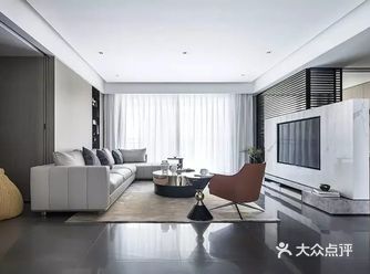 现代简约风格装修案例中，整体空间以明亮大方的氛围基调