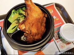 港式烧味脆皮大鸡腿饭-肯德基(丁香店)