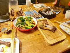 -小俩口烧烤东北菜(双井店)