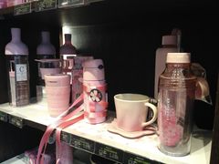 -星巴克(杭州西湖银泰1F店)
