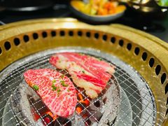 -山川小町·极番烧肉(新地假日广场店)