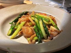 -穹六人间 people 6(岳阳路店)