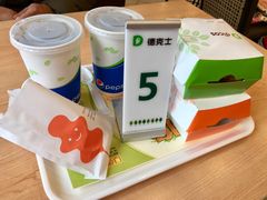 -德克士(肥城新华商场店)