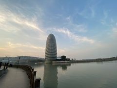 -湖州太湖旅游度假区-月亮广场