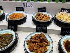 -嗨吃围炉海鲜烤肉自助(保利广场店)