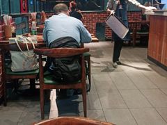 露天位-李先生牛肉面大王(济南火车站候车室店)