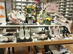 -三福时尚(三峡广场华夏银座店)