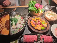 -三出山火锅(南京万象天地店)