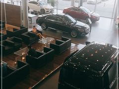 -天津波士信达奔驰4S店(卫津南路店)