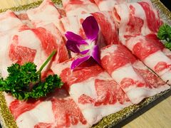 精品肥牛-新草堂锅物料理(泉城路店)