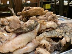 -肖肖酸萝卜鱼火锅(总店)