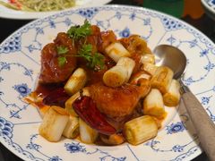 宫保虾球-玖五京菜(杭州城北万象城店)