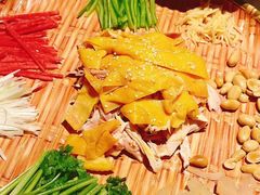 -维园悦谱·海派家常菜(乌鲁木齐南路店)