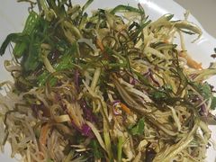 -老码头黑皮肘子锅包肉(赣水路店)