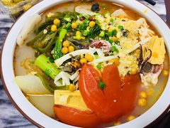 -重庆火红麻辣烫(伟超置业大厦店)