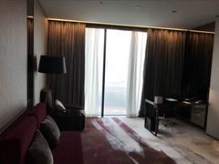 -广州天河希尔顿酒店