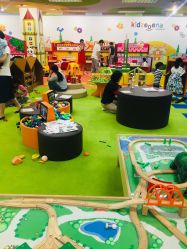 -莫莉幻想儿童乐园(绍兴金帝银泰城店)