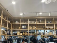 大堂-小桃园·豆浆油条(复兴中路店)