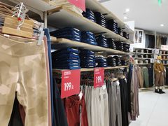 -优衣库(重庆沙坪坝印象汇店)