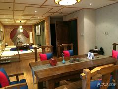 -皇茶会(泰鹏大厦店)