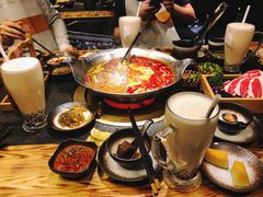 -湊湊火锅·茶憩(杭州湖滨银泰in77店)