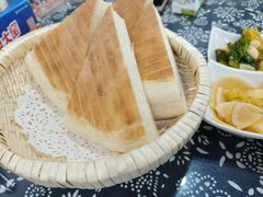 -八两八金·莱芜特色炒鸡(市南漳浦路店)