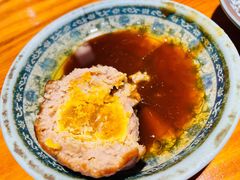咸蛋黄狮子头-老外婆本帮面(塔城路店)