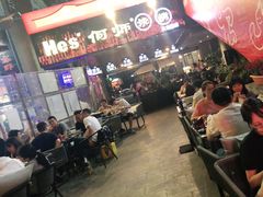 -何师烧烤·香辣蟹·川菜·30年老品牌(太古里旗舰店)
