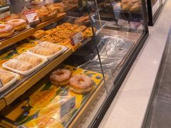 面包甜点陈列柜-巴黎贝甜(大宁国际商业广场店)