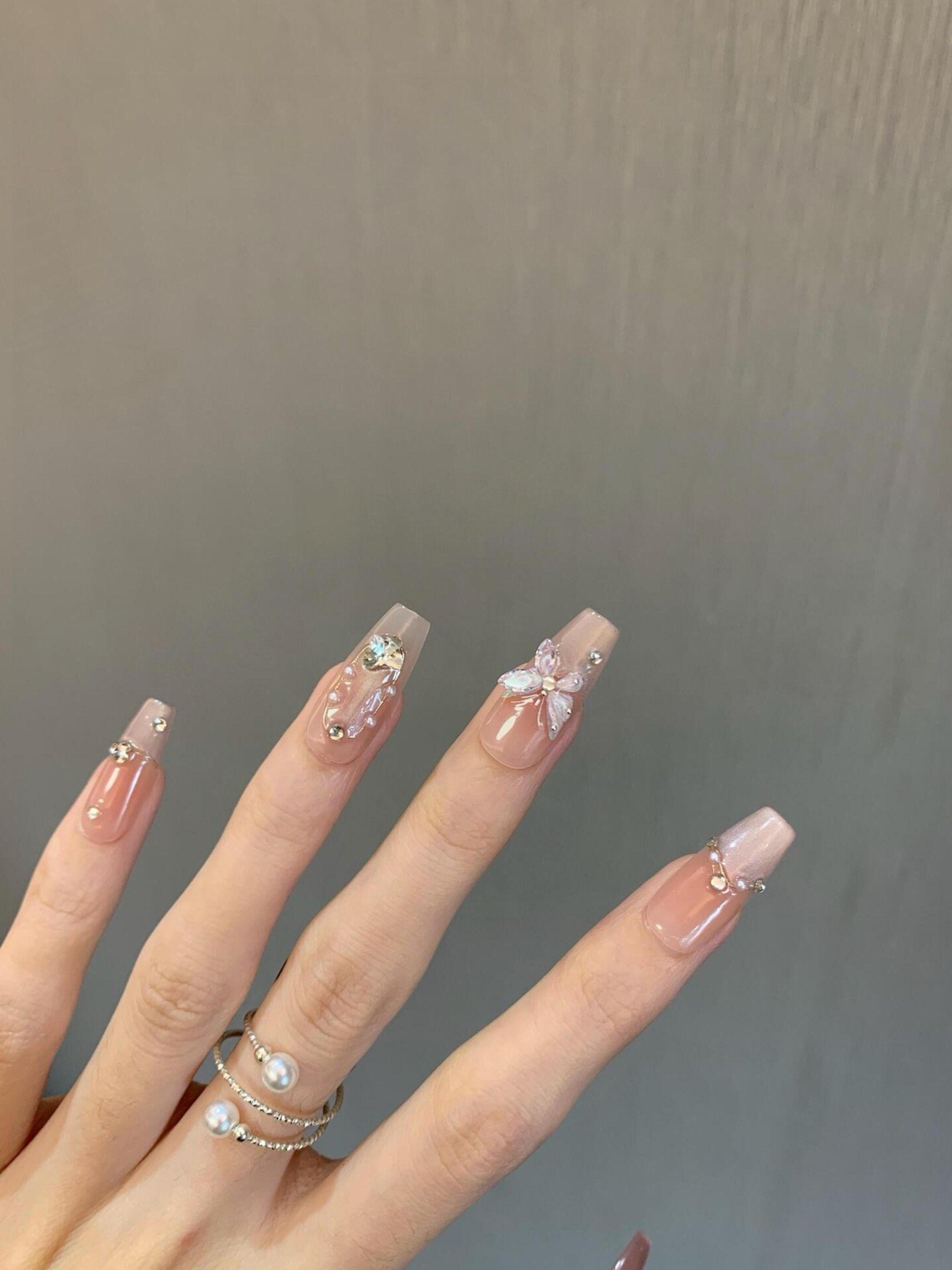 好看又温柔的长款美甲来咯