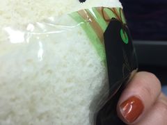 -全家便利店(上海南站站店)