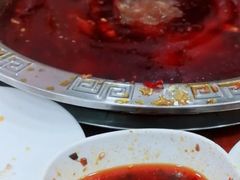 -刘胖娃鱼庄·特色肥肠鱼(杨家坪店)